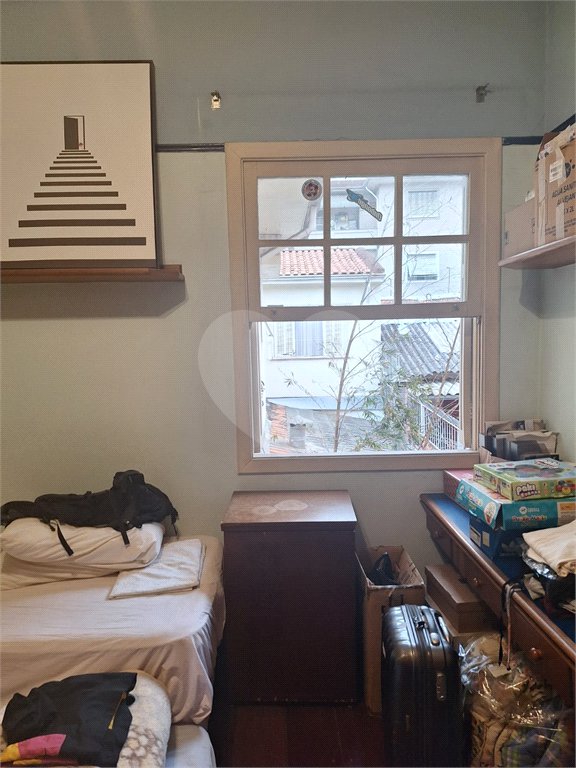 Sobrado à venda com 3 quartos, sendo 1 suíte, em Cambuci, São Paulo, SP