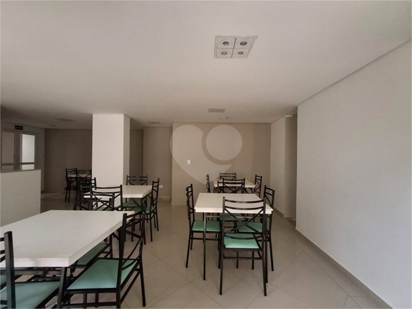 Apartamento à venda com 4 quartos, sendo 3 suítes, em Santana, São Paulo, SP