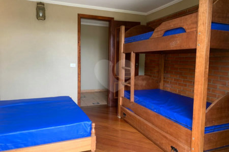 Chácara à venda com 4 quartos, sendo 2 suítes,  em Ibiúna, Ibiúna, SP