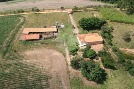 Sítio à venda com 3 quartos em Área Rural de São Miguel Arcanjo, São Miguel Arcanjo, SP