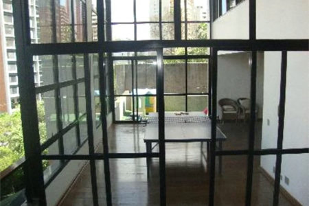 Apartamento à venda com 3 quartos, sendo 2 suítes, em Vila Andrade, São Paulo, SP