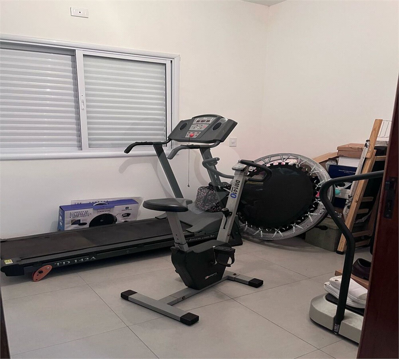 Casa à venda com 3 quartos, sendo 1 suíte, no condomínio Jardim Toscana, Indaiatuba - SP