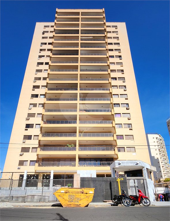 Apartamento à venda com 3 suítes no Centro, Araraquara, SP