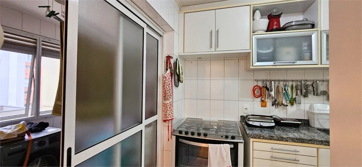 Apartamento à venda com 3 quartos, sendo 2 suítes, em Pinheiros, São Paulo, SP