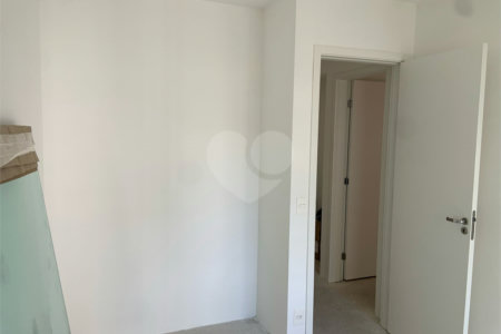 Apartamento à venda com 3 suítes em Bela Aliança, São Paulo, SP