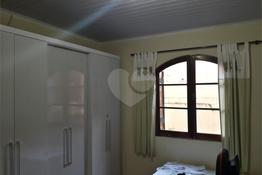 Casa Térrea à venda com 3 quartos, sendo 1 suíte, em Vila Gustavo, São Paulo, SP