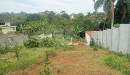 Chácara à venda com 2 quartos em Chácaras Ceres, Suzano, SP
