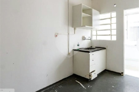 Apartamento à venda com 2 quartos em Cerqueira César, São Paulo, SP