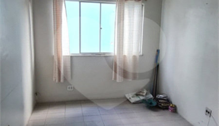 Apartamento à venda com 2 quartos em Senador Vasconcelos, Rio de Janeiro, RJ