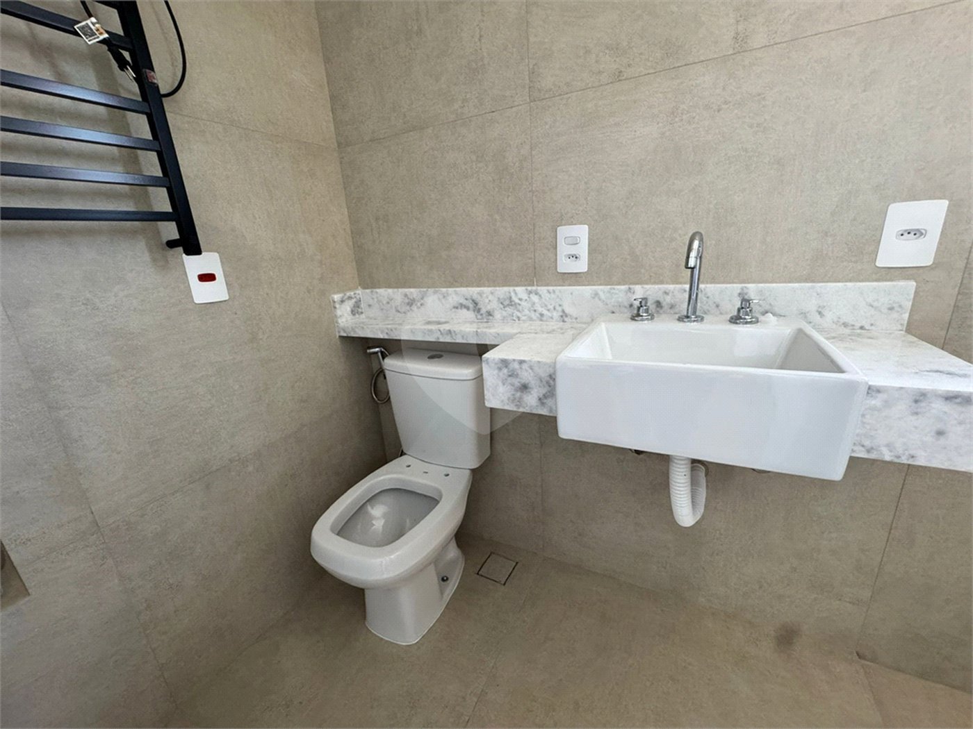 Apartamento à venda ou para alugar com 3 suítes em Parque Campolim, Sorocaba, SP