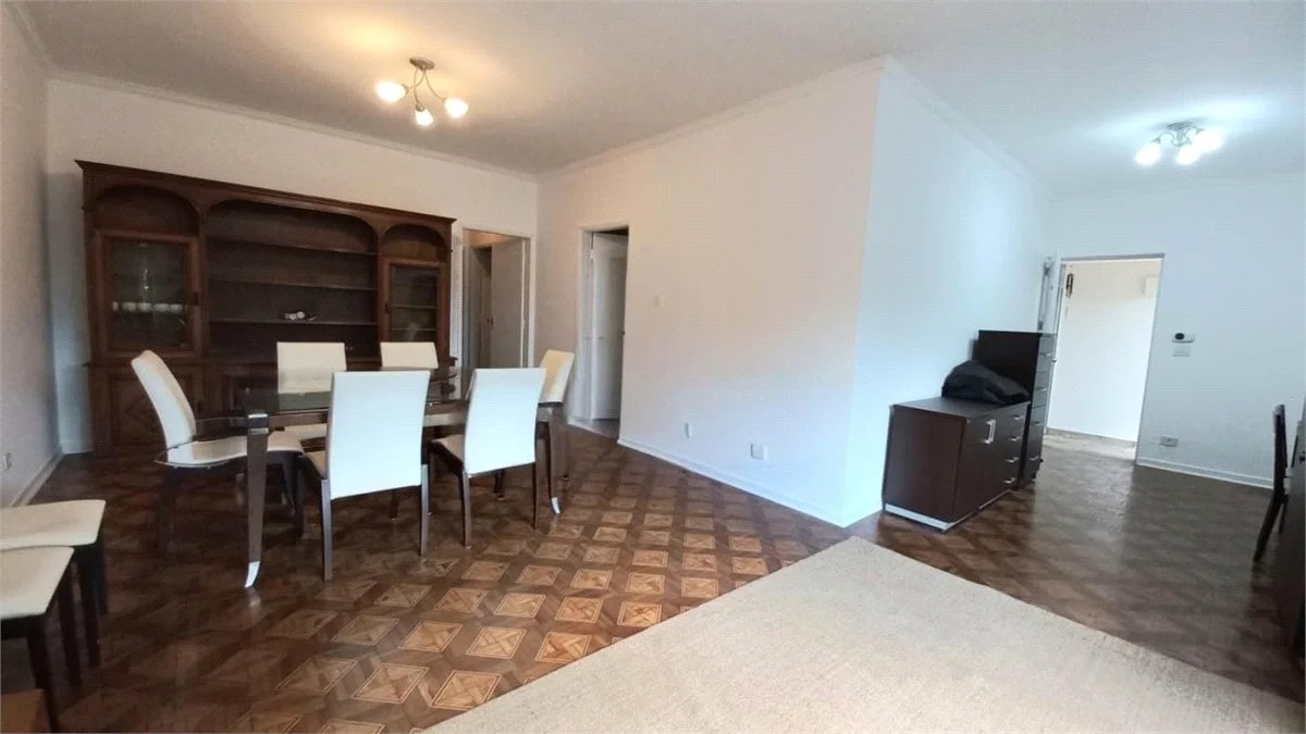 Casa à venda com 3 quartos, sendo 1 suíte, em Jardim Colombo, São Paulo, SP