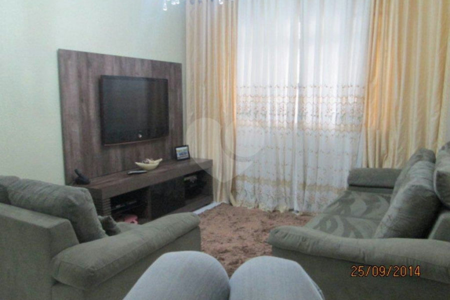 Sobrado à venda com 3 quartos, sendo 1 suíte,  em Vila Medeiros, São Paulo, SP