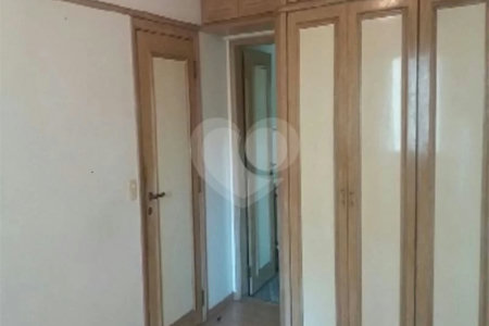 Apartamento à venda com 3 suítes em Aclimação, São Paulo, SP