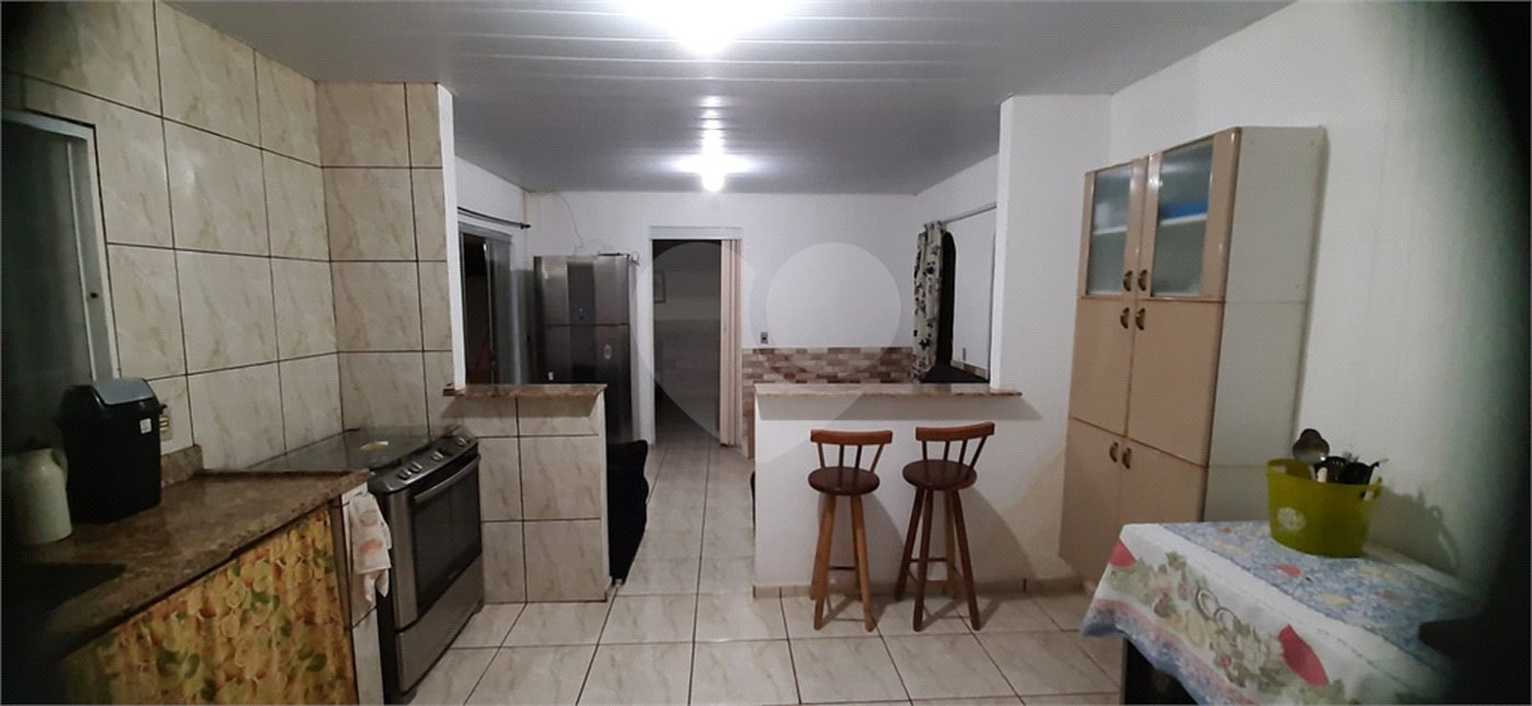 Chácara à venda com 4 quartos, sendo 2 suítes, em Distrito Industrial, Uberlândia, MG