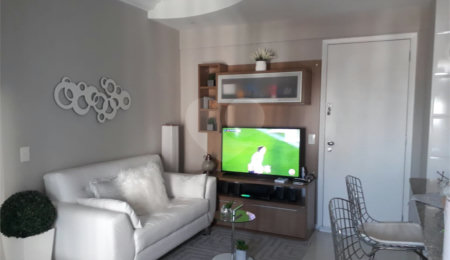 Apartamento à venda com 2 quartos em Campo Belo, São Paulo, SP