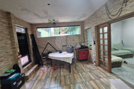 Casa Térrea à venda com 6 quartos em Vila Gustavo, São Paulo, SP