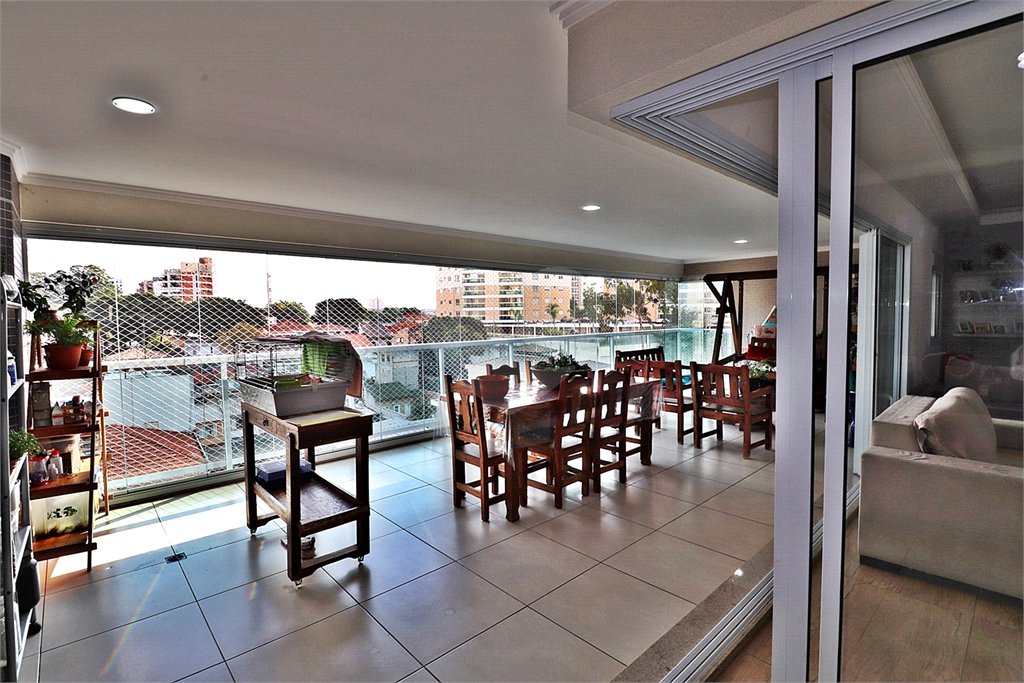 Apartamento à venda com 3 suítes em Santa Teresinha, São Paulo, SP