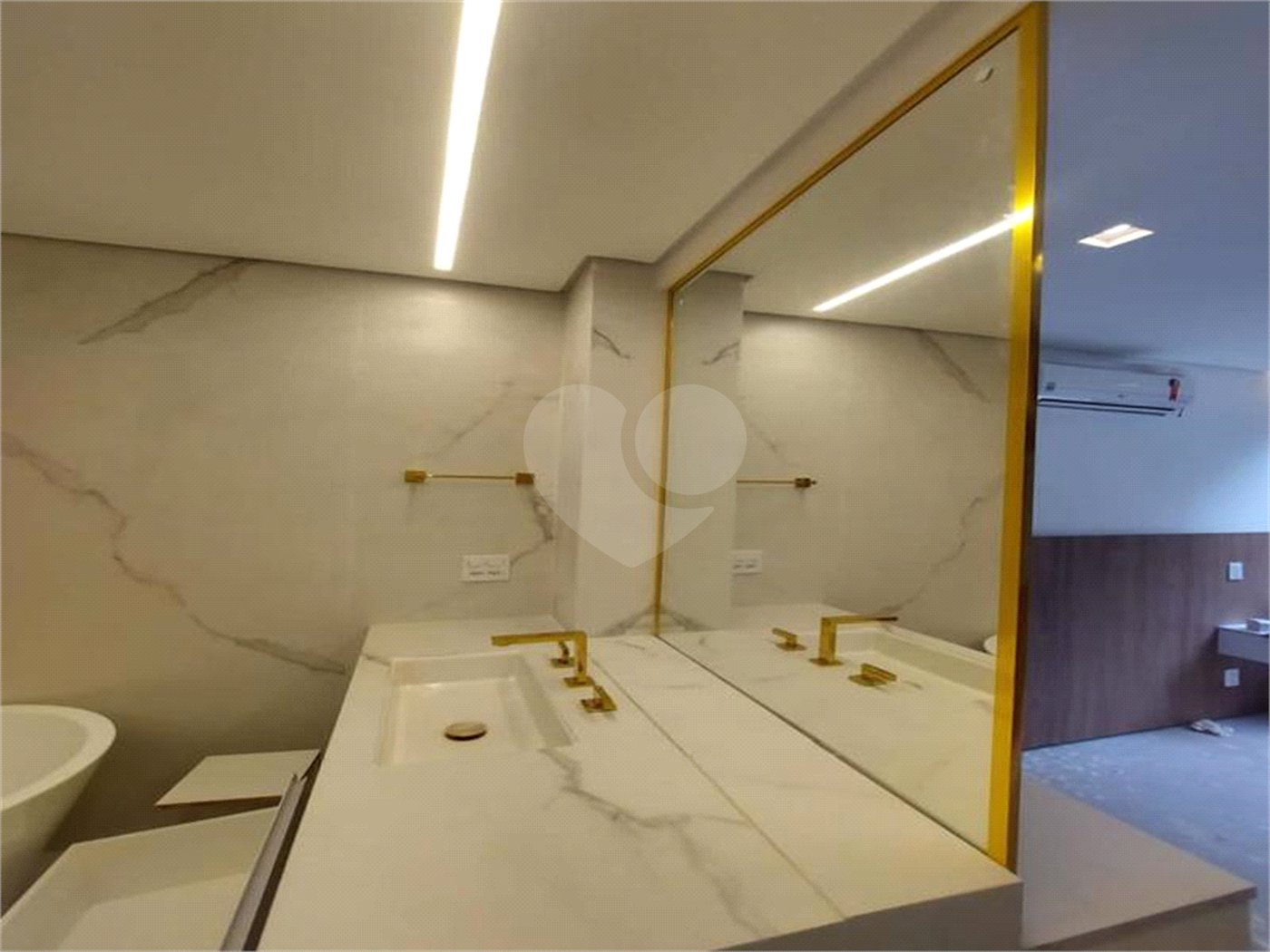Apartamento à venda com 1 suíte em Vila Nova Conceição, São Paulo, SP