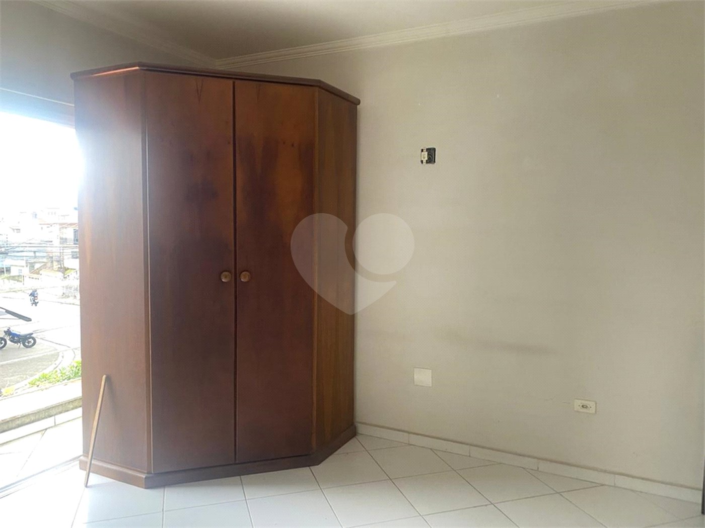 Casa à venda com 3 suítes em Jardim Rosa de Franca, Guarulhos, SP