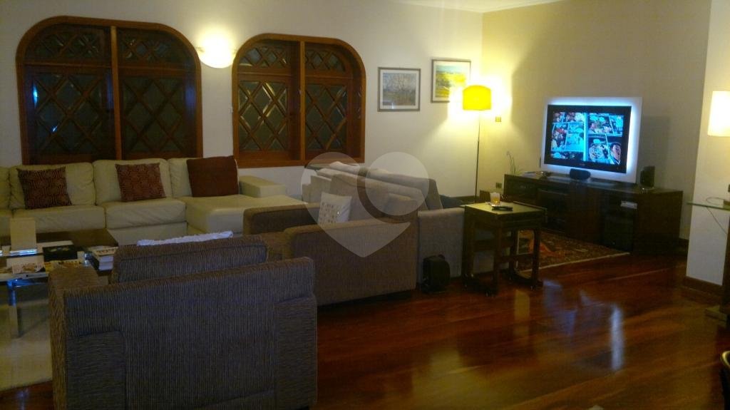 Casa à venda com 5 suítes em Jardim Marajoara, São Paulo, SP
