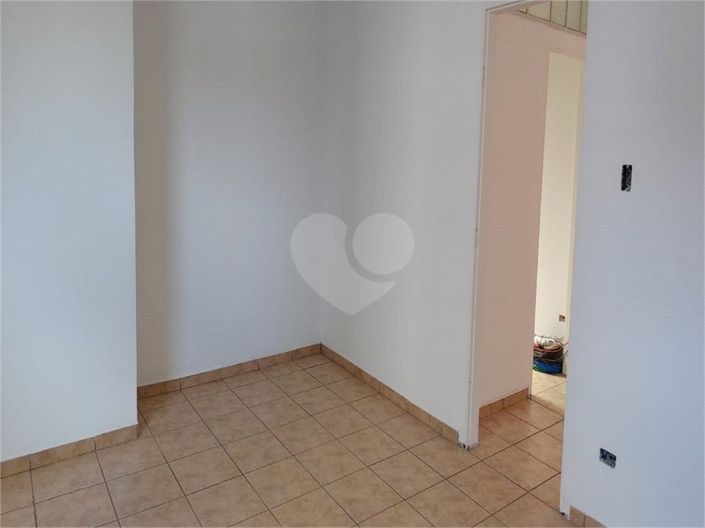 Sobrado à venda com 3 quartos, sendo 2 suítes, em Vila Paulicéia, São Paulo, SP