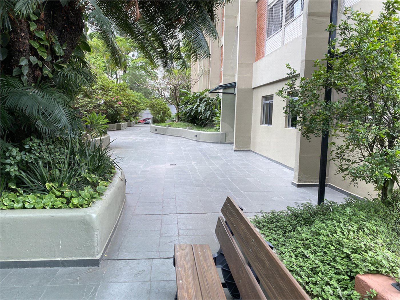 Apartamento à venda com 3 quartos, sendo 1 suíte, em Brooklin Paulista, São Paulo, SP