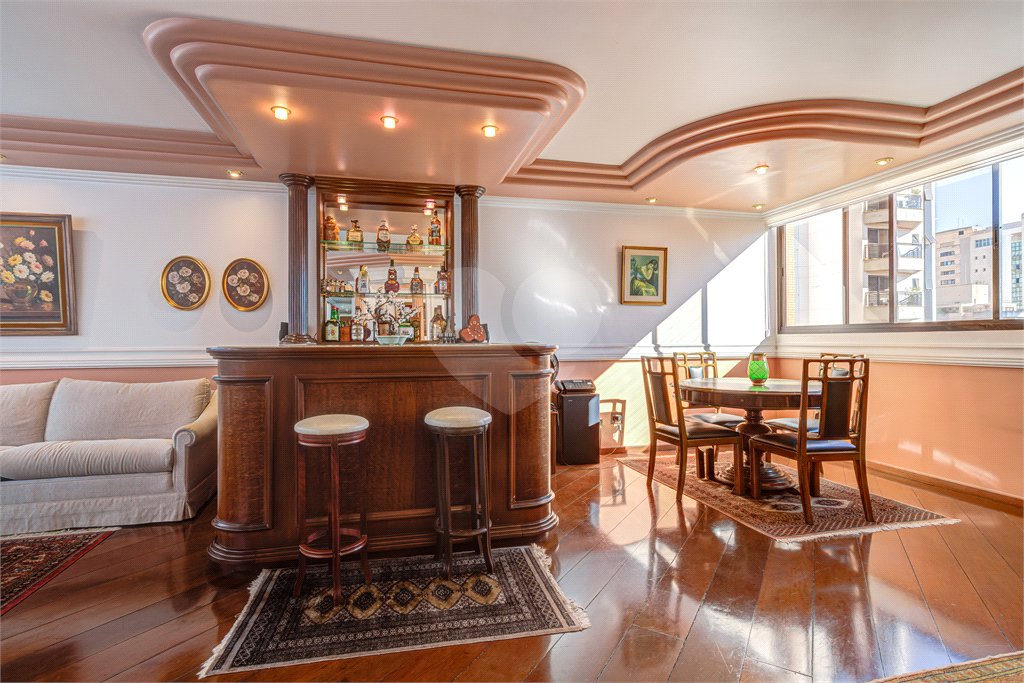 Apartamento à venda com 4 suítes em Moema, São Paulo, SP