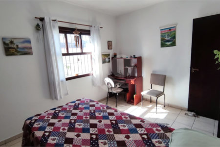 Sobrado à venda com 4 quartos, sendo 2 suítes, em Interlagos, São Paulo, SP