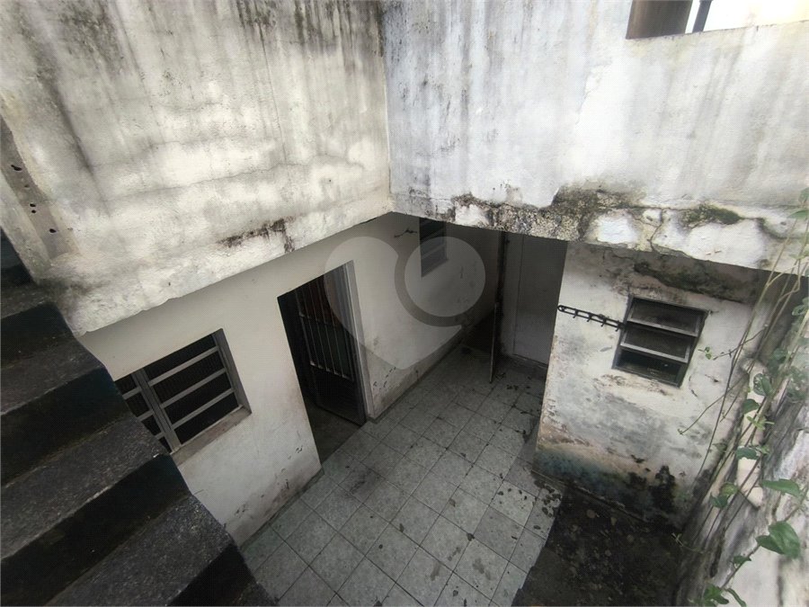 Casa à venda ou para alugar com 5 quartos, sendo 1 suíte,  em Parque Independência, São Paulo, SP