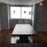 Apto 220 metros no Campo Belo. varanda, 5 vagas, 3 suítes. Visite