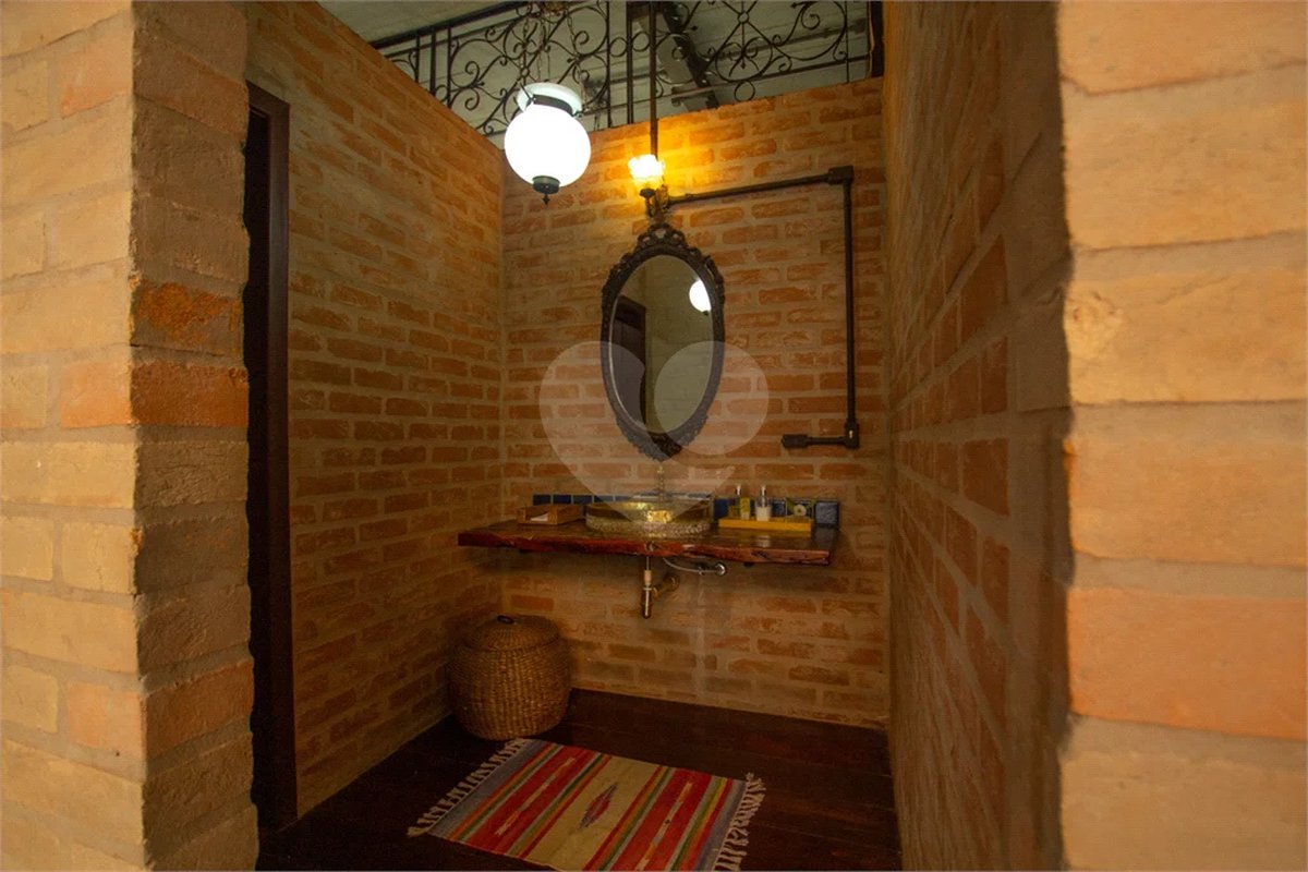 Sítio à venda com 8 quartos, sendo 4 suítes, em Taiaçupeba, Mogi das Cruzes, SP