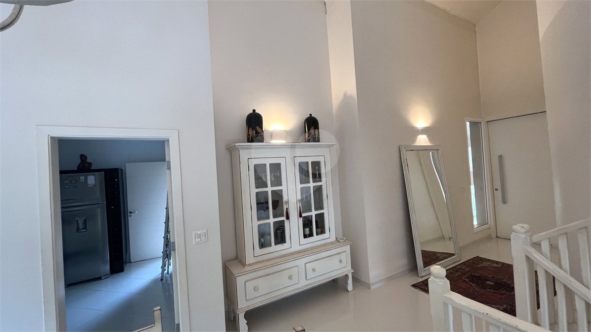 Casa a Venda no Condomínio Porto Atibaia com 4 dormitórios