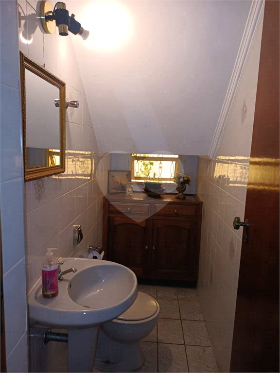 Linda casa em ótima localização!!