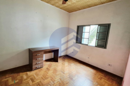 Excelente oportunidade de investimento em terreno de 158 m² com múltiplas possibilidades de aproveitamento!