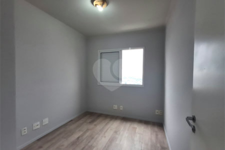 Apartamento à venda com 2 quartos em Jardim Esmeralda, São Paulo, SP