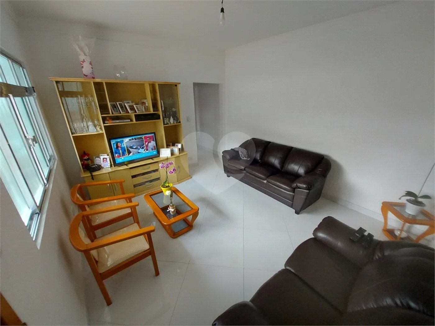 CASA TÉRREA À VENDA NA MOOCA - COM PORTEIRA FECHADA.