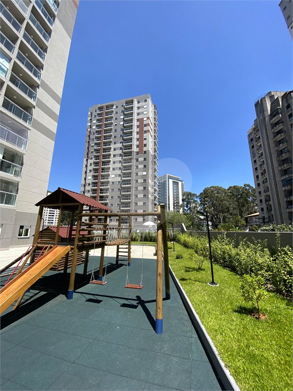 Apartamento à venda com 2 quartos, sendo 1 suíte,  em Vila Andrade, São Paulo, SP