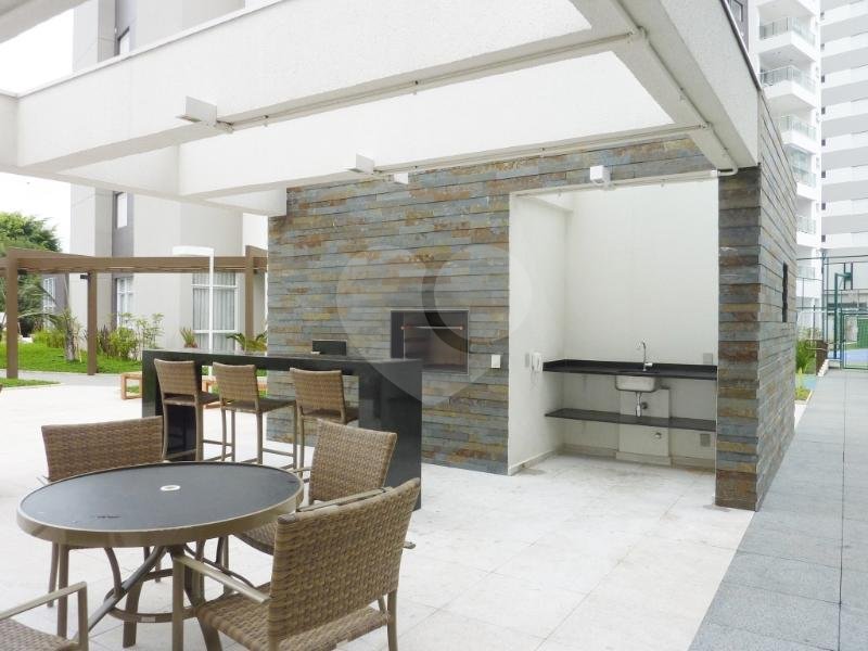Apartamento à venda com 2 quartos em Vila Anastácio, São Paulo, SP