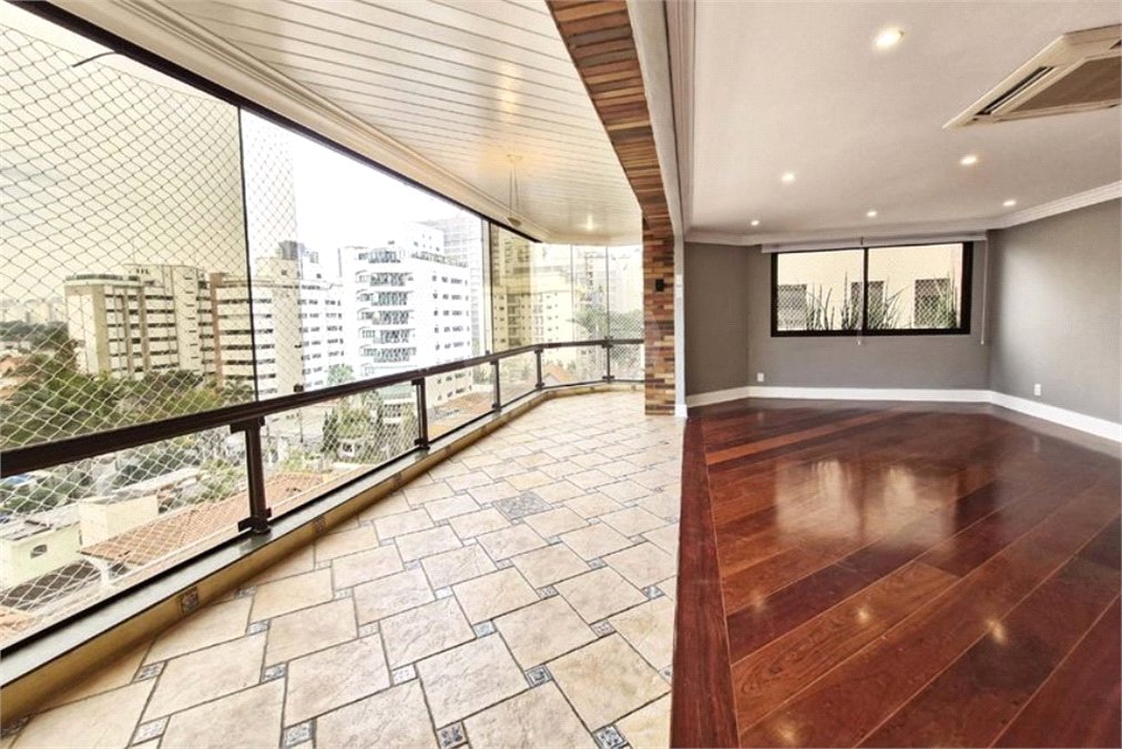 Apartamento à venda com 4 quartos, sendo 3 suítes, em Brooklin, São Paulo, SP