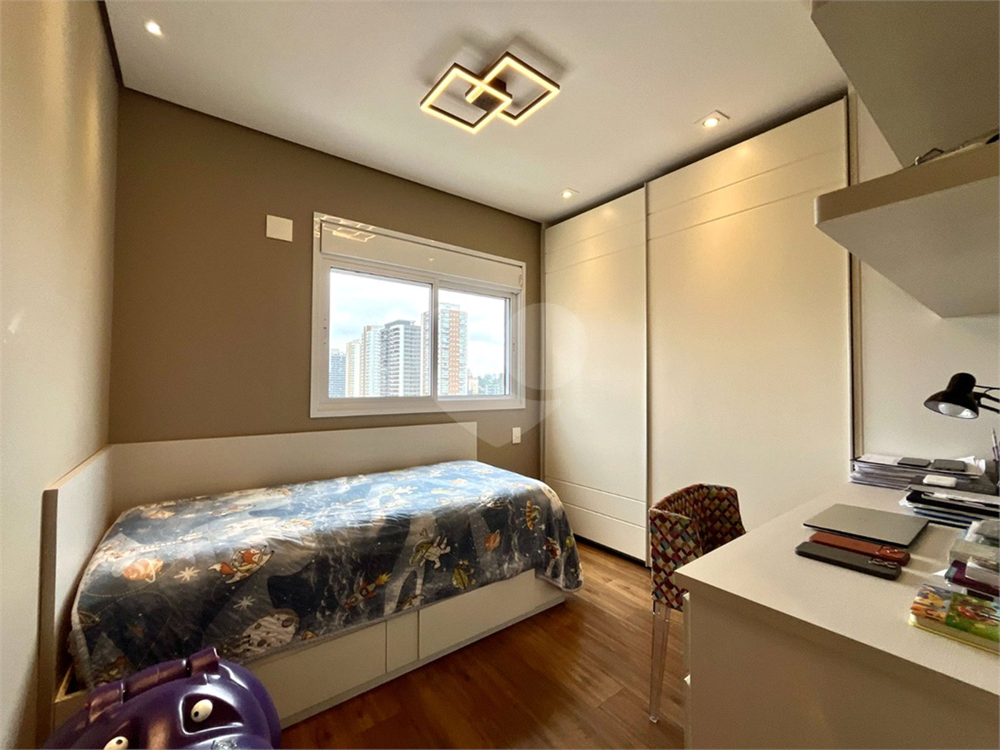 Apartamento à venda com 3 suítes em Vila Mascote, São Paulo, SP