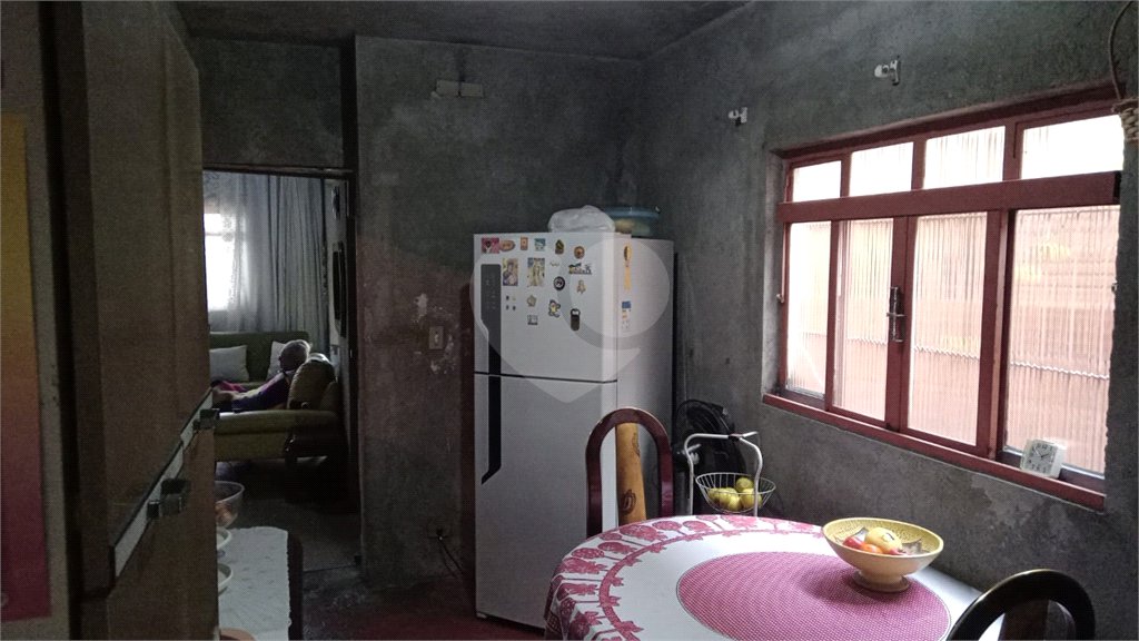 Casa de Vila à venda com 4 quartos, sendo 1 suíte, em Vila Mazzei, São Paulo, SP