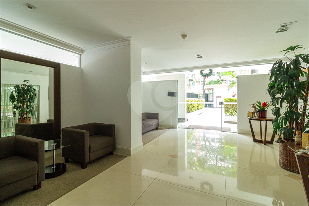 Apartamento à venda com 3 quartos, sendo 1 suíte, em Jardim Paulista, São Paulo, SP