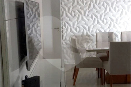 Apartamento à venda com 3 quartos, sendo 1 suíte,  em Parque Santana, Mogi das Cruzes, SP