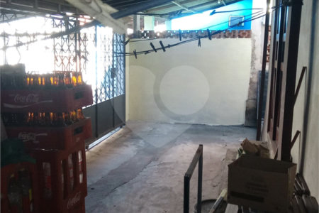 Casa à venda com 3 quartos em Campo Grande, Rio de Janeiro, RJ