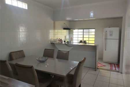 Casa à venda com 5 quartos no Centro, Bom Jesus dos Perdões, SP