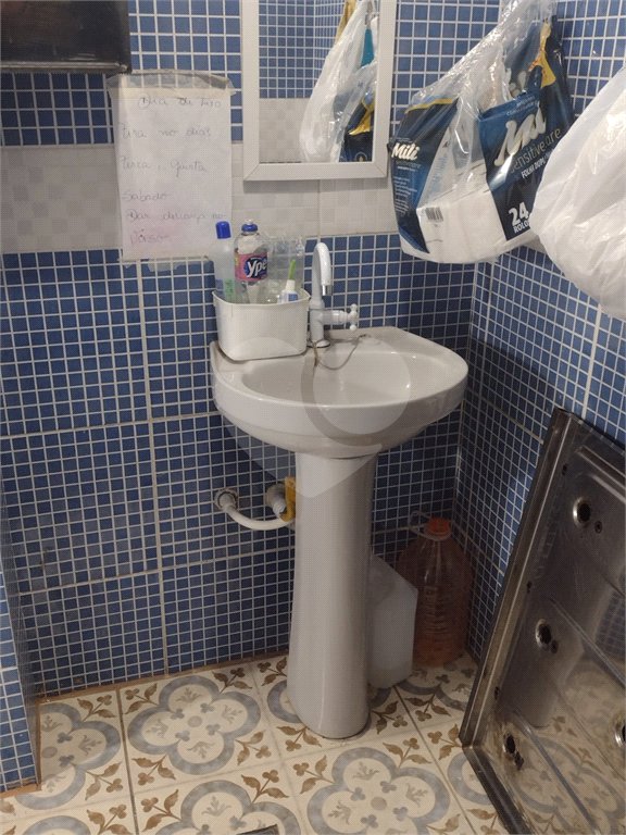 Sobrado à venda com 3 quartos, sendo 1 suíte, em Jardim da Mamãe, Guarulhos, SP