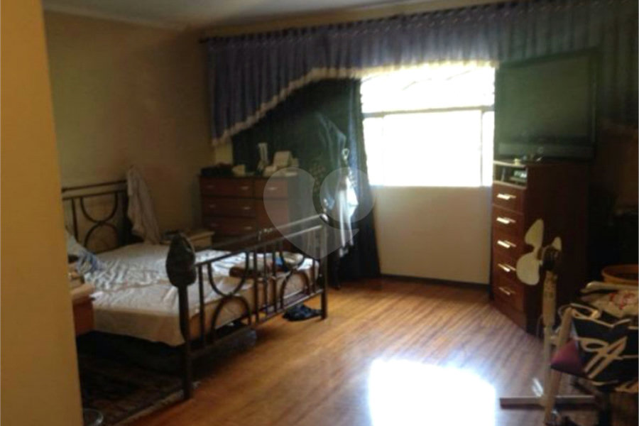 Sobrado à venda com 3 quartos, sendo 1 suíte, em Jabaquara, São Paulo, SP