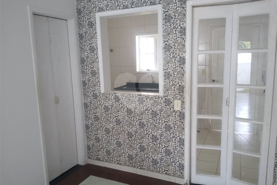 Casa à venda com 2 suítes no condomínio Village Palmas, São Paulo - SP
