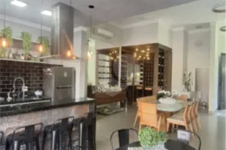 Casa à venda com 3 suítes no condomínio Fazenda Jequitibá, Sorocaba - SP
