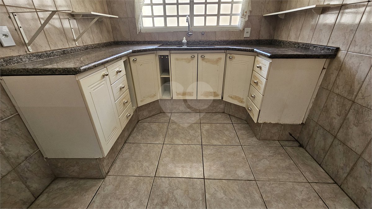 Sobrado para alugar com 3 quartos, sendo 1 suíte, em Jardim do Valle II, Indaiatuba, SP
